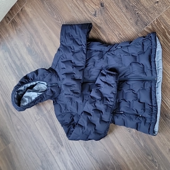 Mountain Hardwear Stretchdown Downstretch Hooded Jacket - Picture 2 of 5